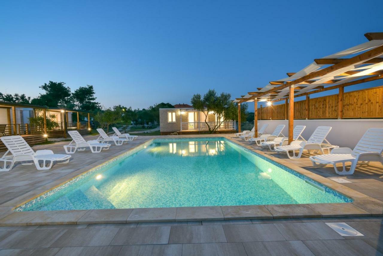 Bungalov Medanic - Private Pool Привлака Екстер'єр фото